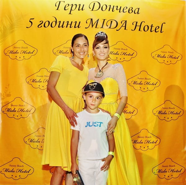 КАРА ДЕЛЕВИН В КАМПАНИЯТА „ШАНЕЛ”